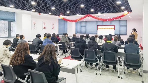 開創(chuàng)鋁型材業(yè)績新高度，努力挑戰(zhàn)四月份新目標? ?